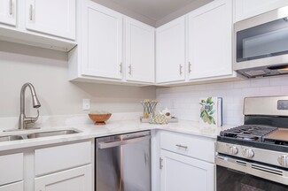 2645 Hard Rd, Columbus, OH 43235