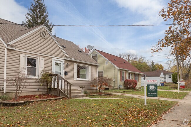 Most Alger Heights homes are modest in size, with equally compact lots.