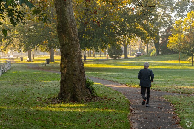 Silver Lake Park in Baldwin, NY provide quiet place for morning joggers.