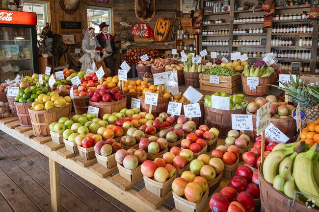 Lakesite locals pick up farm fresh produce, jams, and treats at Bryden's Market, one of the many local businesses in the area.