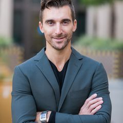 Agent Photo