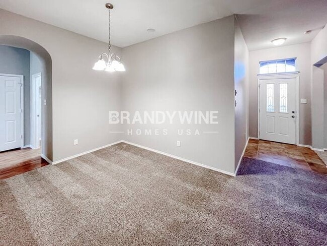 806 Christine Dr, Cedar Hill, TX 75104 - photo 3