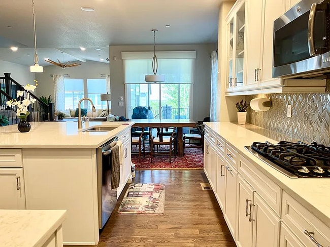 5128 W 108th Cir, Westminster, CO 80031 - photo 2