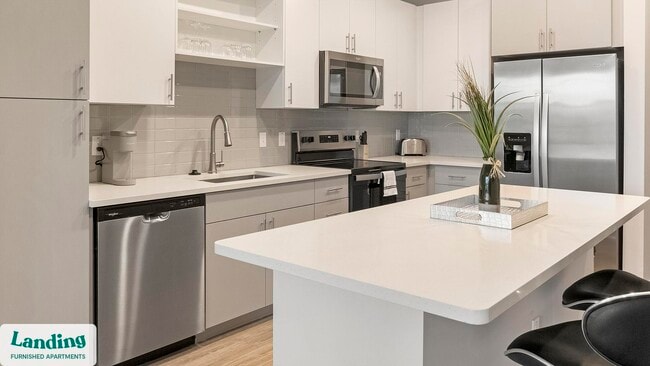 4902 Cosmos Cir unit 404, Wimauma, FL 33598 - photo 4