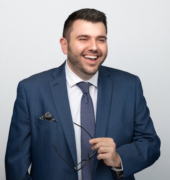 Agent Photo