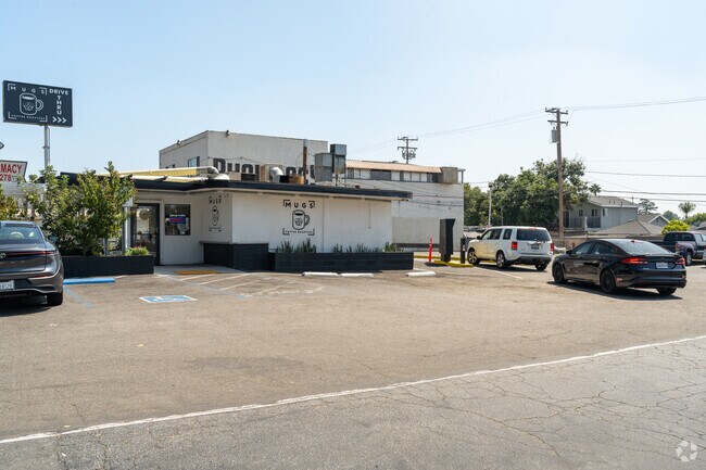 On Whittier Boulevard, there are many shops & casual dining spots like MUGS Coffee.