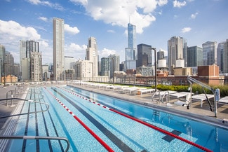 637-643 N Wells St, Chicago, IL 60654