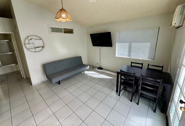 1248 Mariposa St unit 100, Glendale, CA 91205 - photo 2