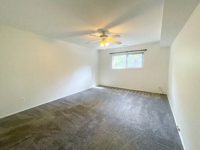 46 Township Line Rd unit 209, Elkins Park, PA 19027 - photo 4