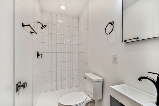 3836 W Girard Ave unit 1, Philadelphia, PA 19104 - photo 3