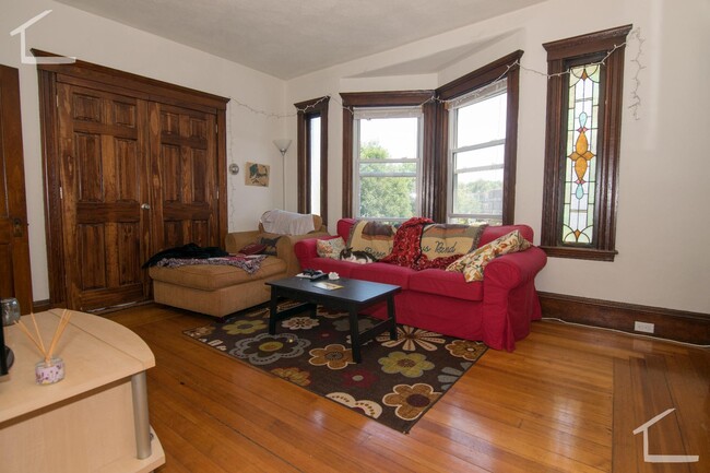 548 Washington St unit 1, Brighton, MA 02135 - photo 5