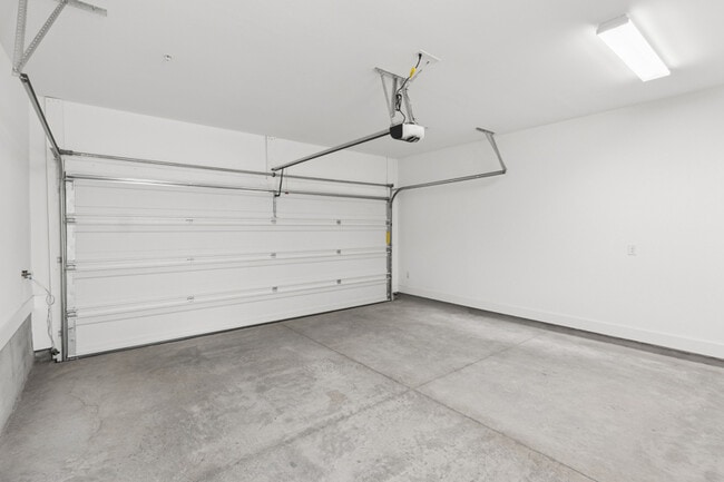 162 Redbud Rd, Canton, GA 30114 - photo 2