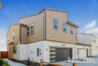 8213 Perla Way, Sacramento, CA 95832