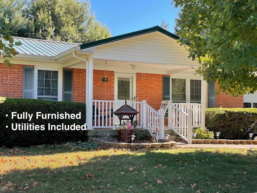 145 Ridgeway Dr W, Elizabethtown, KY 42701 - photo 1