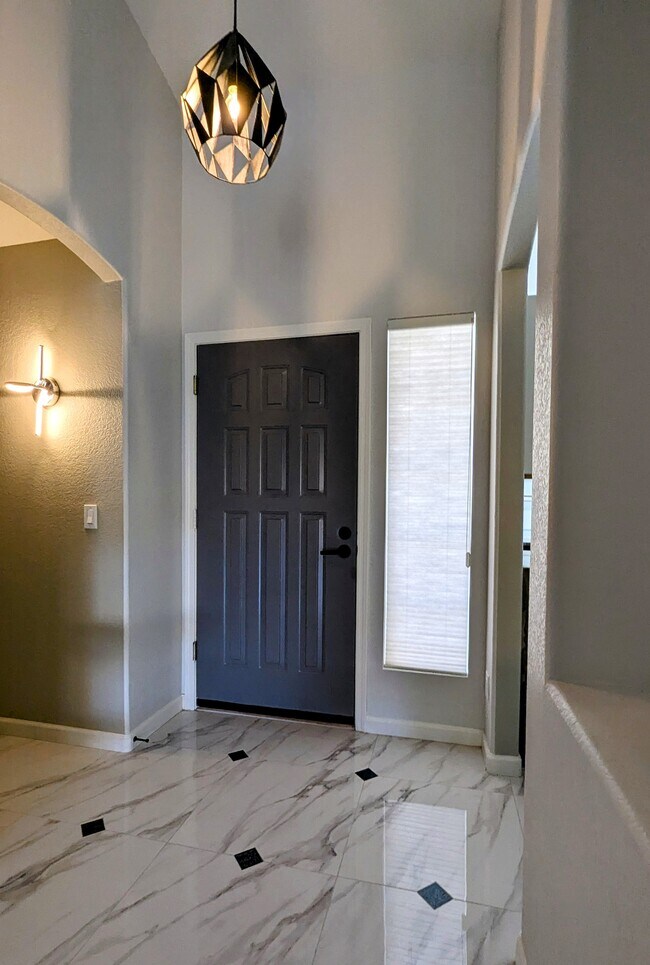 10867 W Chino Dr, Sun City, AZ 85373 - photo 2