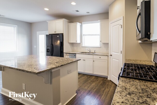 153 Yorkshire Dr, Moncks Corner, SC 29461 - photo 6