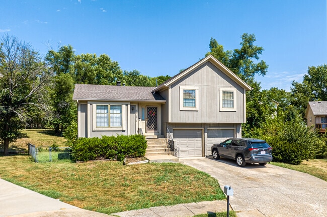 Kirkside homes have large front lawns and spacious backyards.