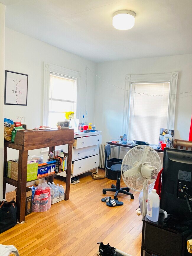 16 Pratt St unit 1, Allston, MA 02134 - photo 4