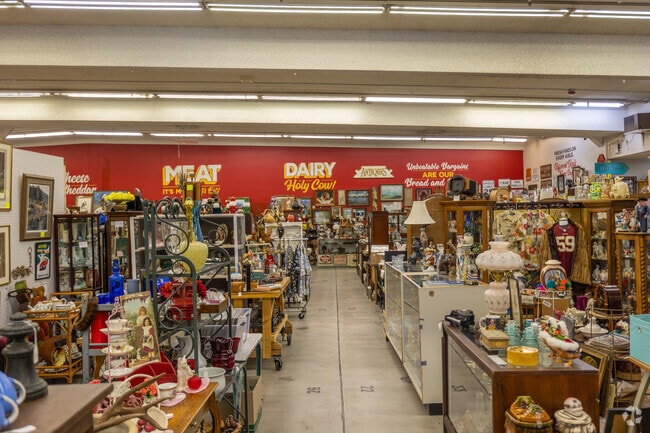 Explore unique antiques and decor at Carson Antiques Mall in Carson City.