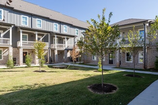 1821 W Mitchell St, Fayetteville, AR 72701