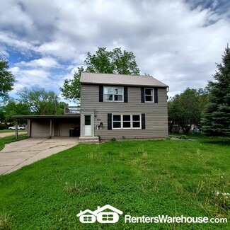 348 1st St E, Tracy, MN 56175