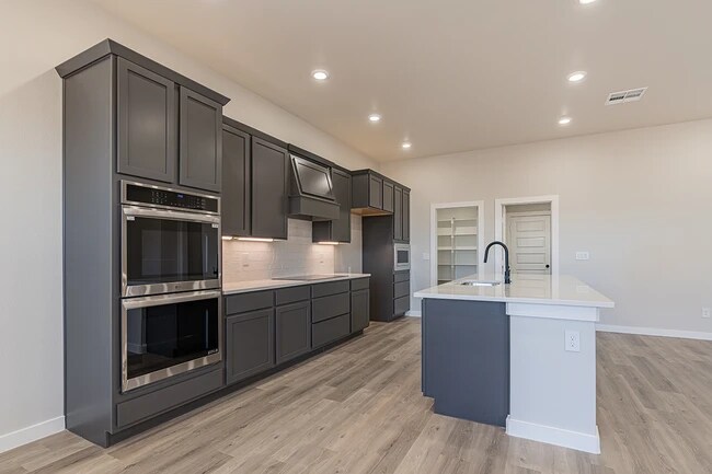 1201 87th St unit 36492073, Odessa, TX 79765 - photo 7