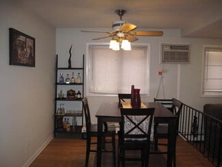 820 N Austin Blvd Unit 2NW, Oak Park, IL 60302