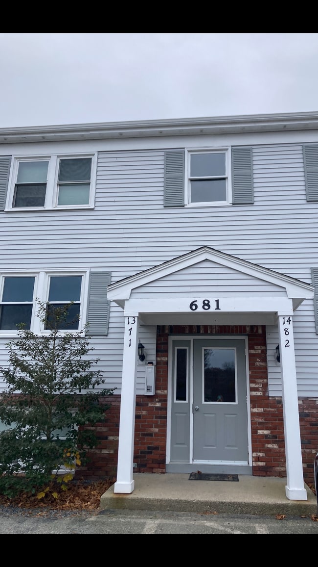 681 State Rd Unit 681 State Rd Plymouth MA, Plymouth, MA 02360