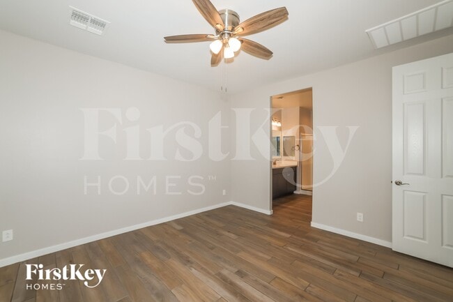 17823 W Bajada Rd, Surprise, AZ 85387 - photo 6