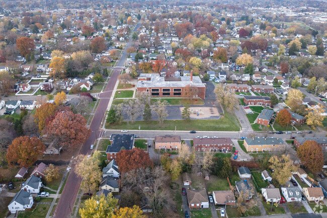 Belle Stone Elementary is nesstled in the heart of a residential community.