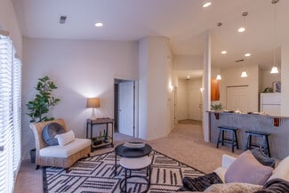 936-940 S Clarizz Blvd, Bloomington, IN 47401