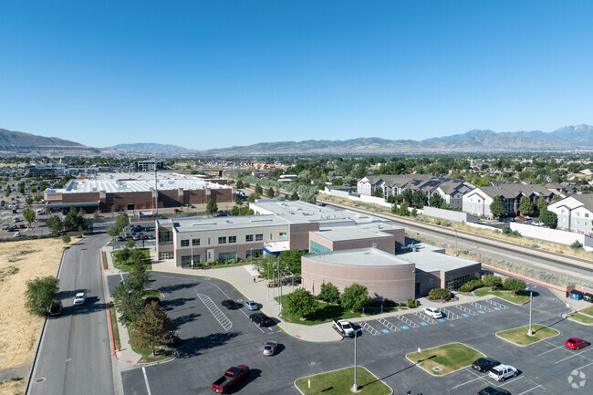 Valley High School is located in the South Jordan neighborhood.