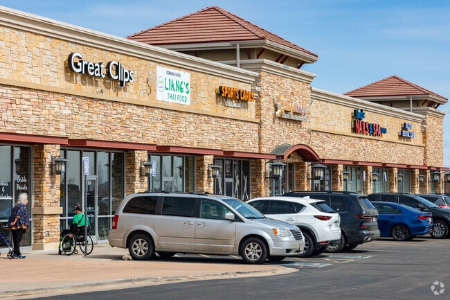 Hilltop Village right next to Springvale has a grocery store and small variety of other retail options.