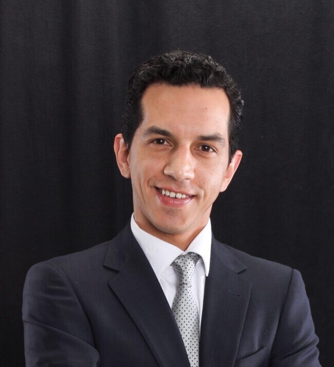 Agent Photo