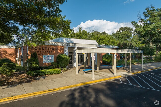 Highly rated Yorktown elementary School in Bowie is Idlewild's closest elementary school.