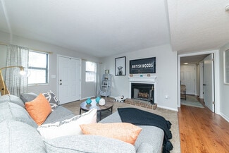 301 Briarcliff Ave, Oak Ridge, TN 37830