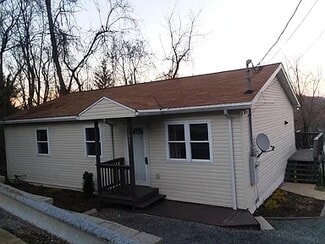 445 Harner St, Morgantown, WV 26501