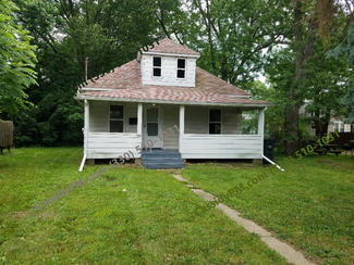 1250 Delos St, Akron, OH 44306