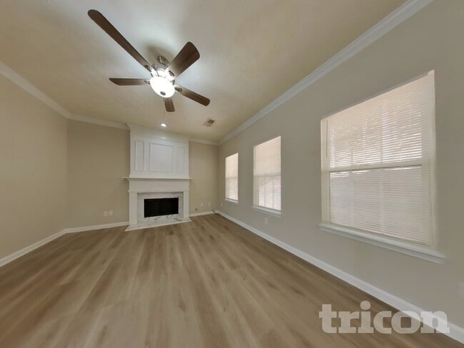 6844 Bridgewood Dr, Austell, GA 30168 - photo 2