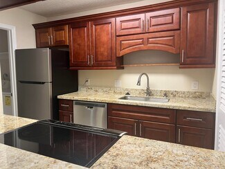 2315 N Congress Ave, Boynton Beach, FL 33426