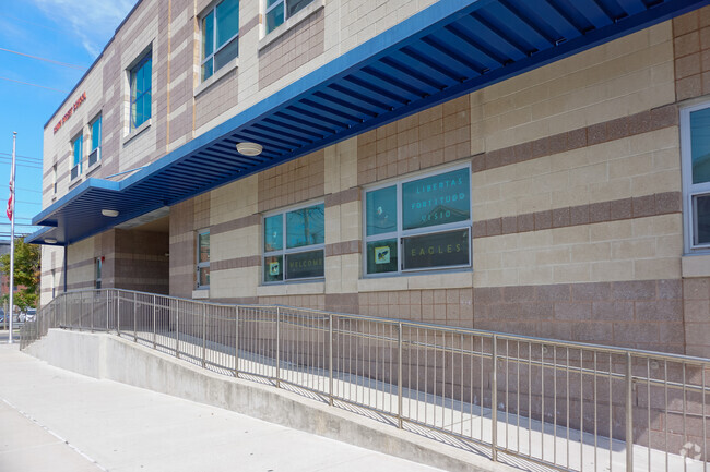 South Street Elementary School provides education in the neighborhood of 
South Ironbound