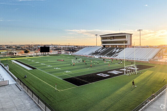 Mineral Wells High School students can cheer for the Rams.
