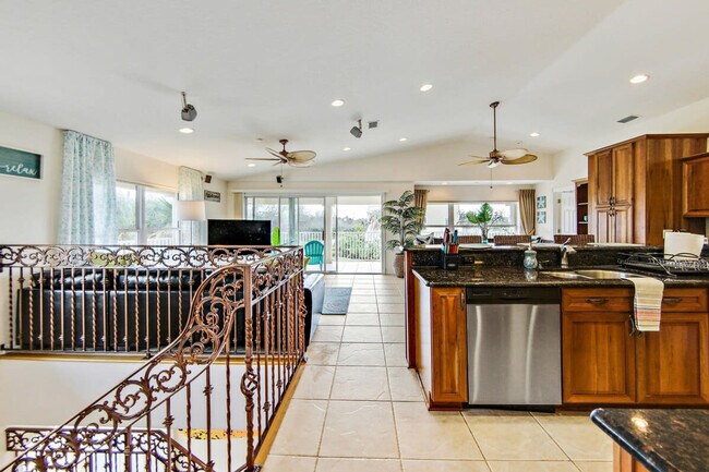 24 Central Ave unit ID1261610P, Palm Coast, FL 32137 - photo 4