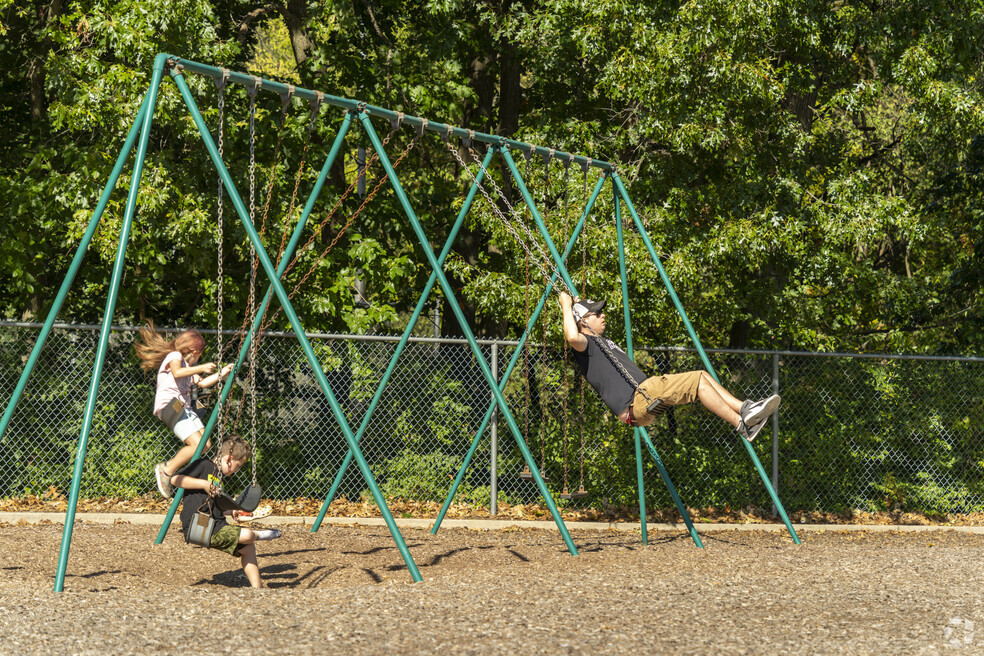 NH_Evergreen_555770_P2_FINAL_MM_010225