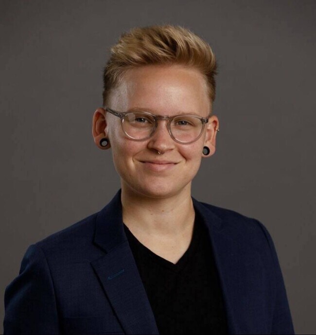 Collin Unverzagt Bienes