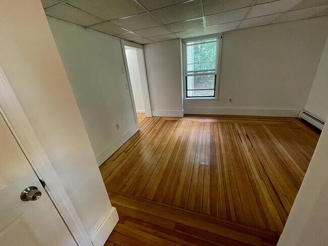 90 Pierce St unit 1, Malden, MA 02148 - photo 3