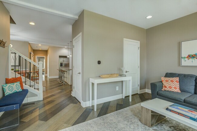 373 E Morris St unit ID1303761P, Indianapolis, IN 46225 - photo 6