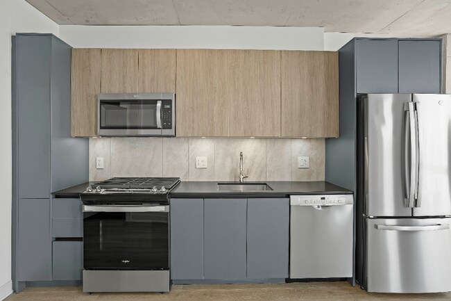 245 W Polk St, Chicago, IL 60607 - photo 4