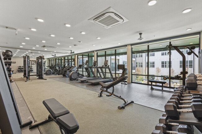 596 W 9th St unit ID1335745P, Dallas, TX 75208 - photo 4