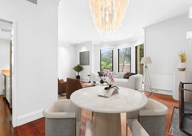 359 Tappan St unit 4, Brookline, MA 02445 - photo 5